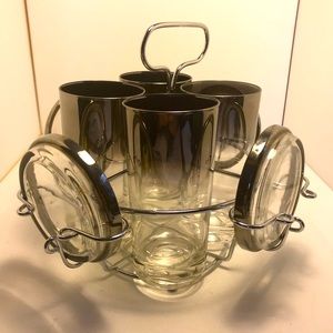 A Dorothy Thorpe Silver Fade Carrier of tumblers and coasters